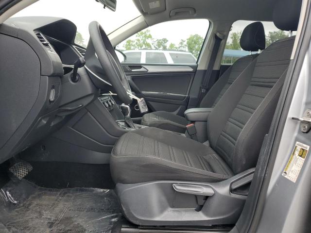 VOLKSWAGEN TIGUAN 2022 Серебристый