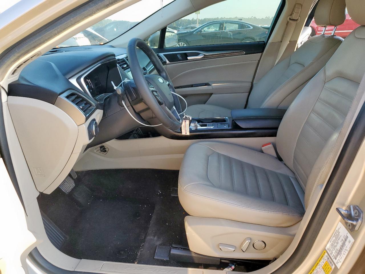 2018 Ford Fusion Se VIN: 3FA6P0HD3JR149782 Lot: 70307375