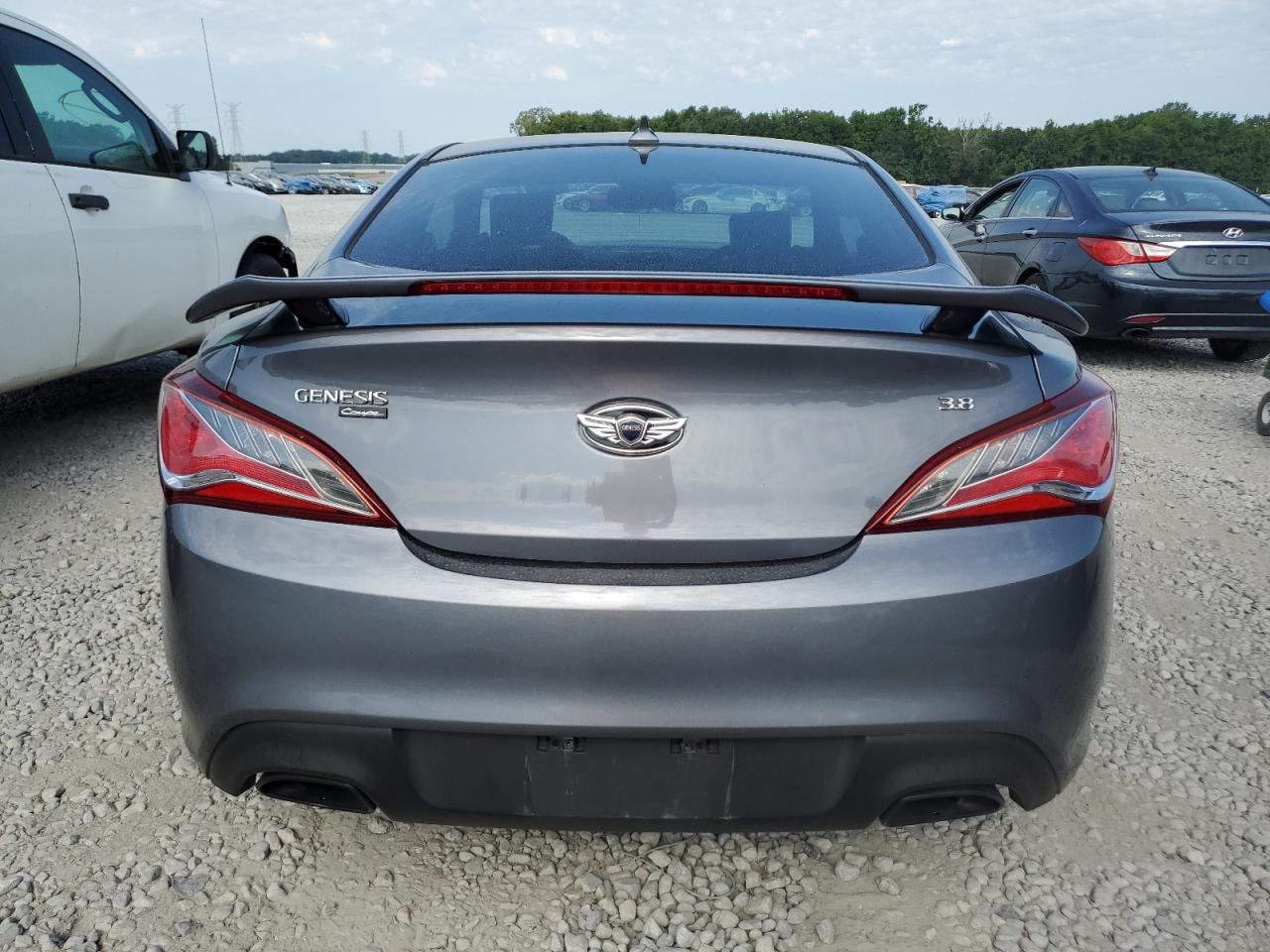2013 Hyundai Genesis Coupe 3.8L VIN: KMHHU6KJ8DU108697 Lot: 67871445