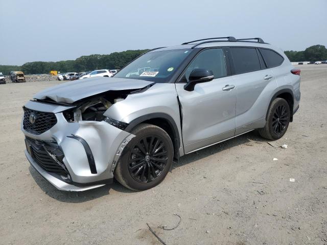 TOYOTA HIGHLANDER 2023