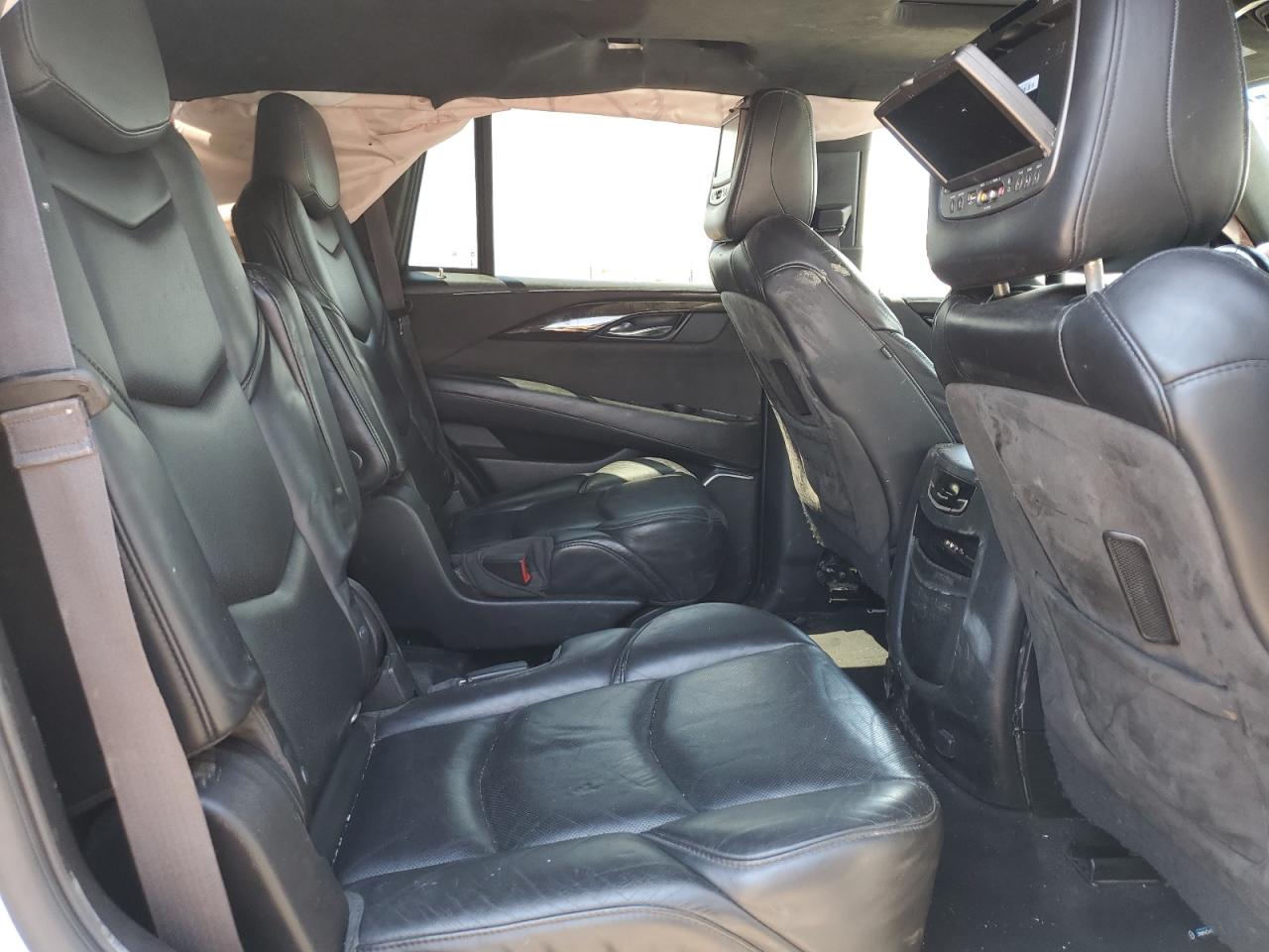 2016 Cadillac Escalade Platinum VIN: 1GYS4DKJ3GR376590 Lot: 69485215
