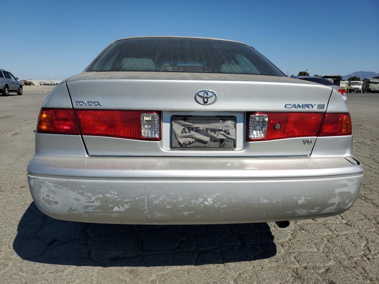2000 Toyota Camry Le VIN: JT2BF28K0Y0288244 Lot: 69113235