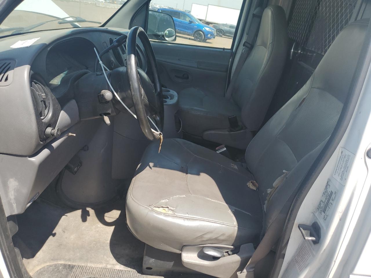 2000 Ford Econoline E250 Van VIN: 1FTNE24L4YHB23269 Lot: 68183135