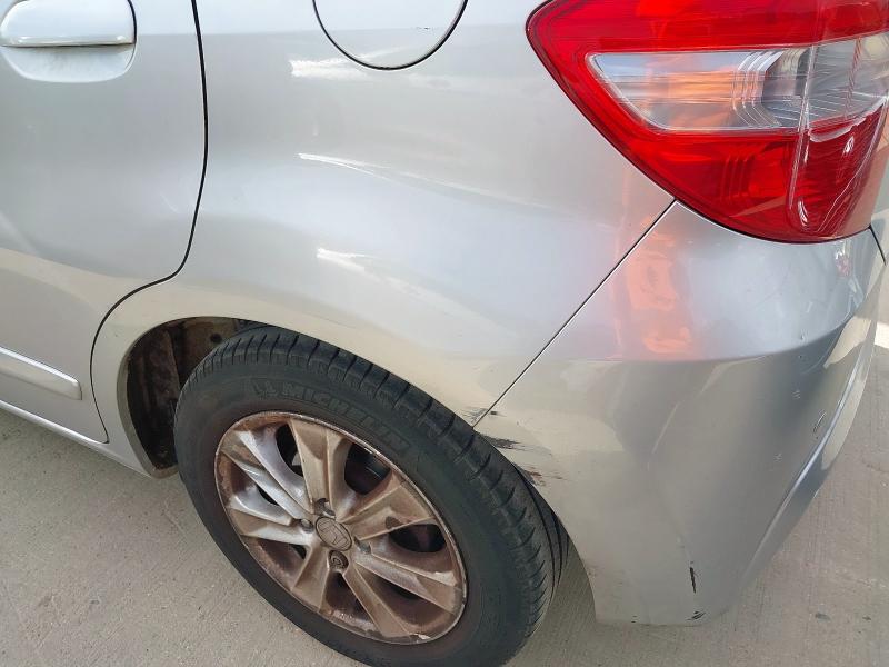 2013 HONDA JAZZ ES