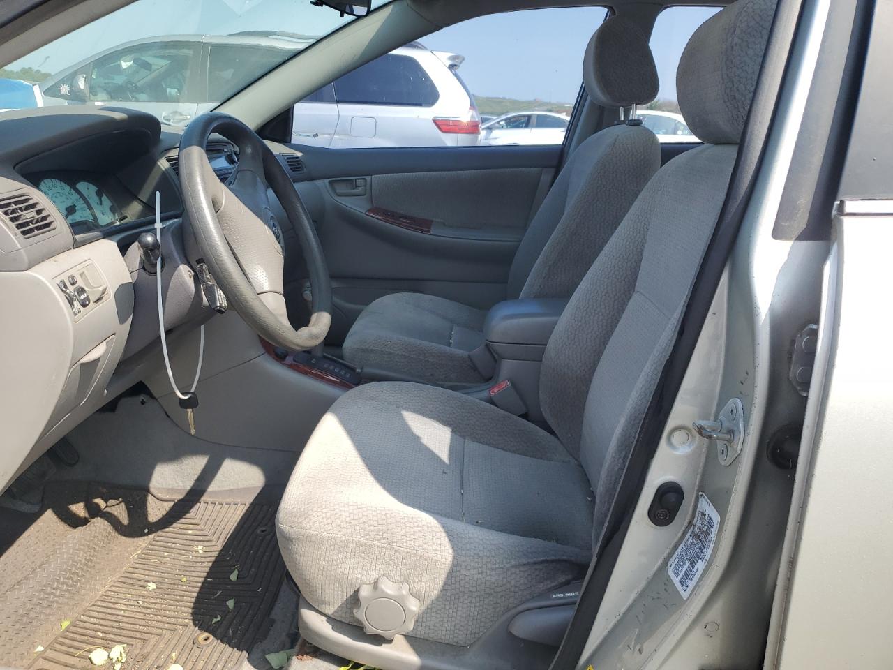 2003 Toyota Corolla Ce VIN: 2T1BR38E73C127533 Lot: 67681405