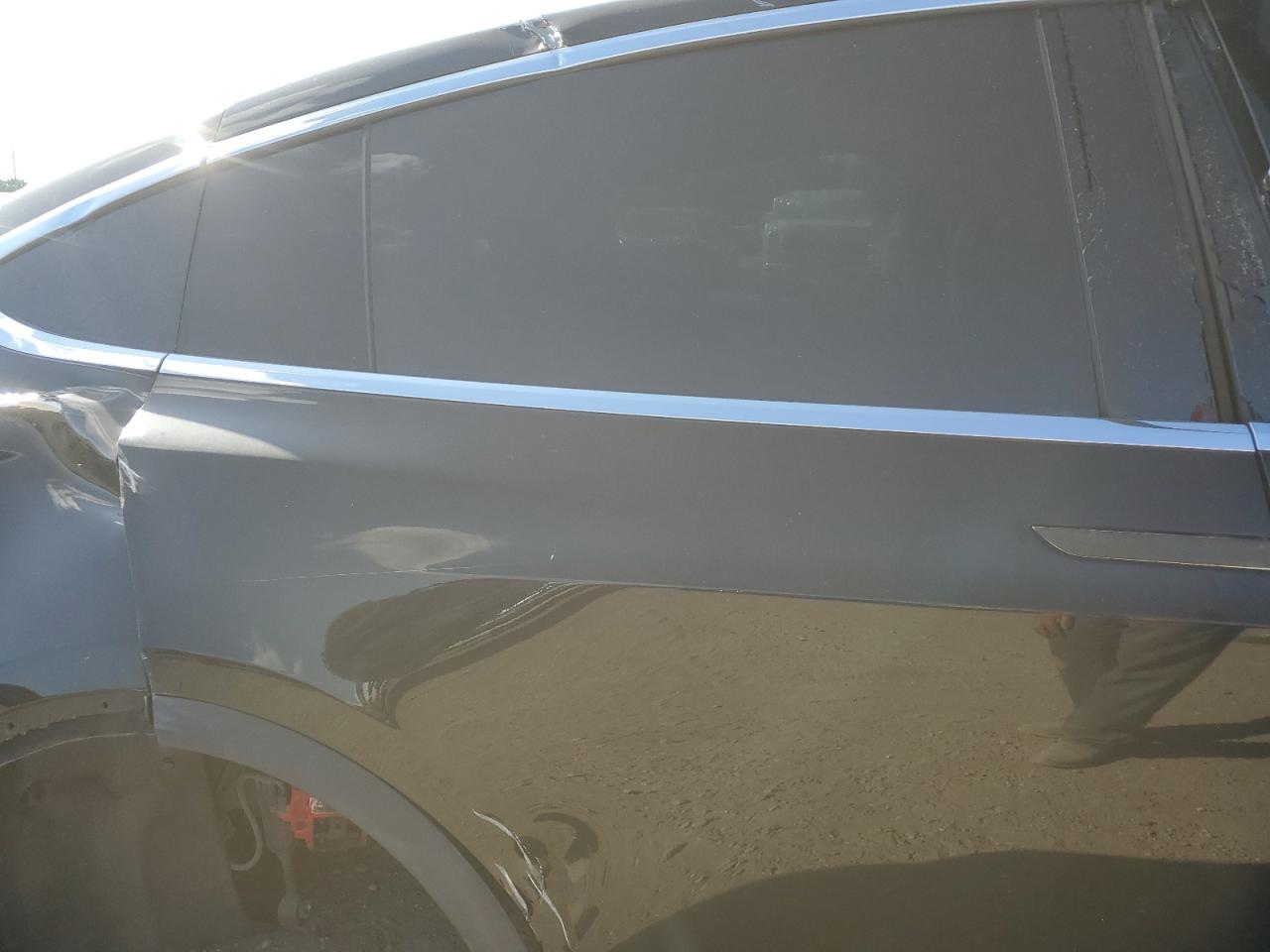 2016 Tesla Model X VIN: 5YJXCAE4XGFS00189 Lot: 69767535
