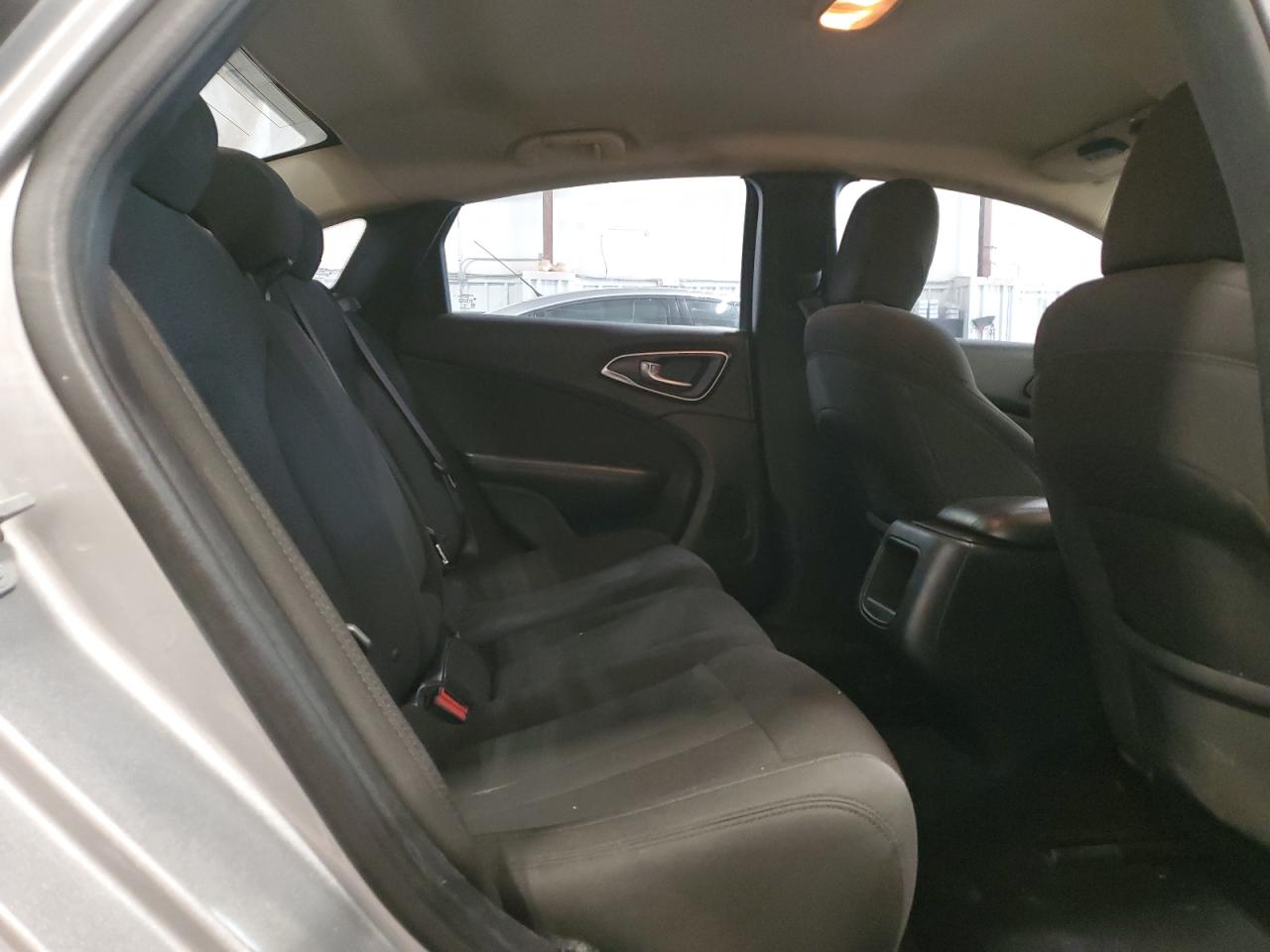 2016 Chrysler 200 Limited VIN: 1C3CCCAB9GN126607 Lot: 70059235