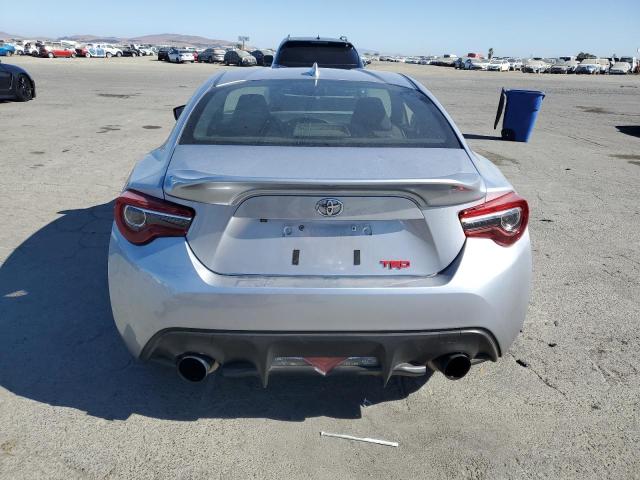  TOYOTA 86 2020 Серебристый