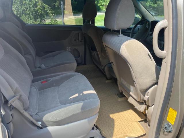 2006 TOYOTA SIENNA LE  
