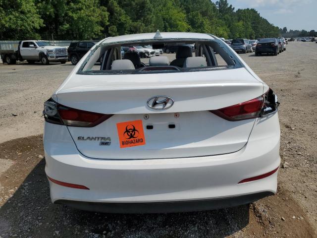  HYUNDAI ELANTRA 2017 Белы