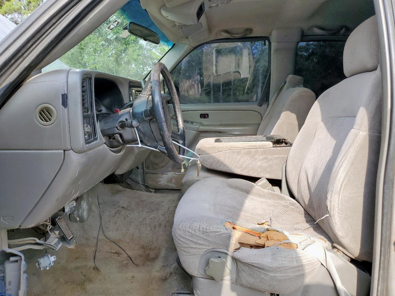 2000 Chevrolet Silverado C1500 VIN: 2GCEC19T7Y1224611 Lot: 70570715