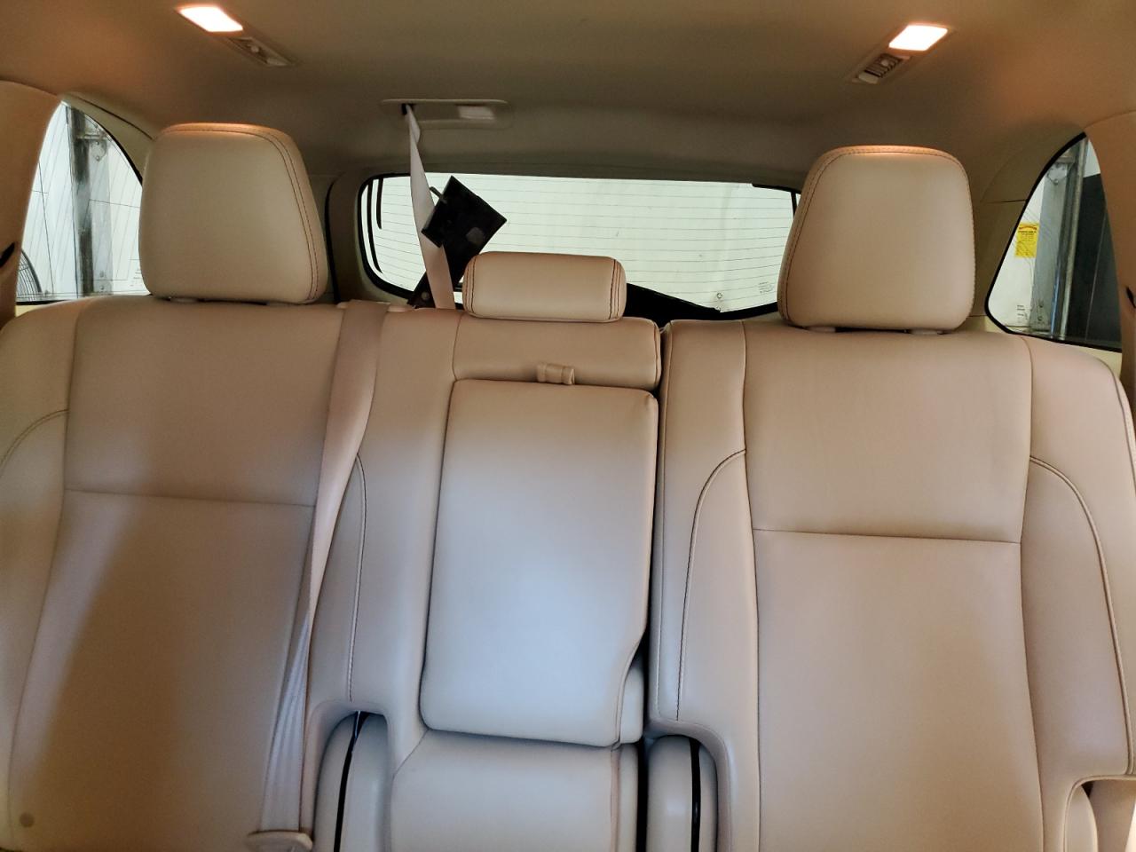 2016 Toyota Highlander Xle VIN: 5TDJKRFHXGS504868 Lot: 67352565