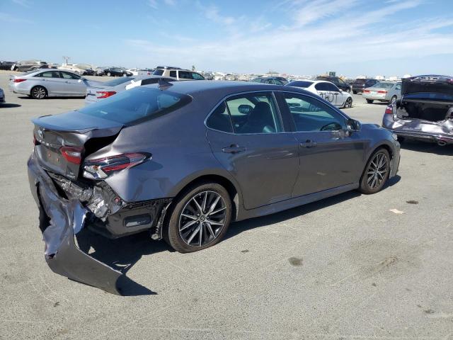  TOYOTA CAMRY 2022 Серый