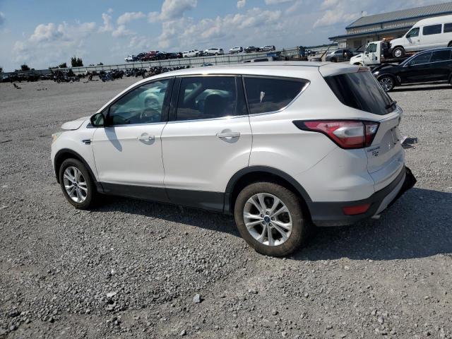 Паркетники FORD ESCAPE 2017 Белы