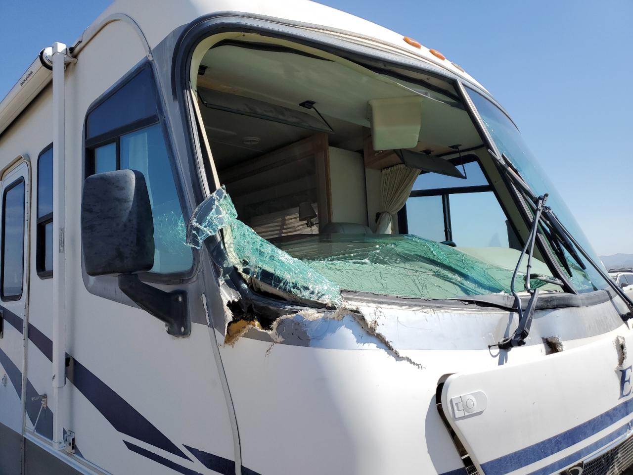 1999 Ford F550 Super Duty Stripped Chassis Rv Or Camper Camper VIN: 3FCNF53S0XJA13872 Lot: 68852475