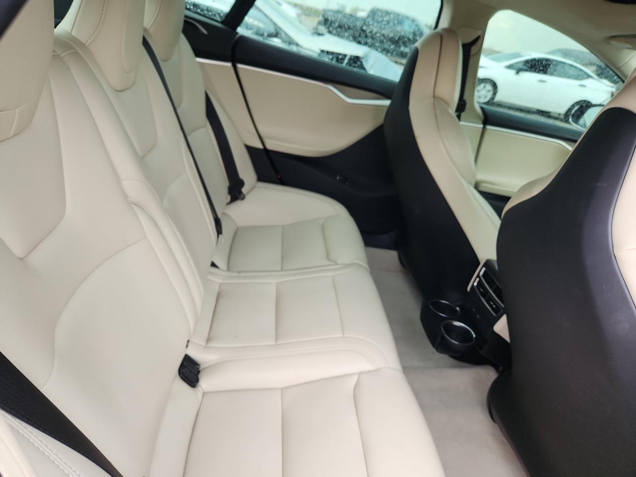 2017 Tesla Model S VIN: 5YJSA1E40HF227807 Lot: 69759555