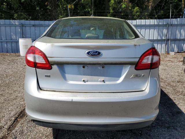2011 FORD FIESTA SE  