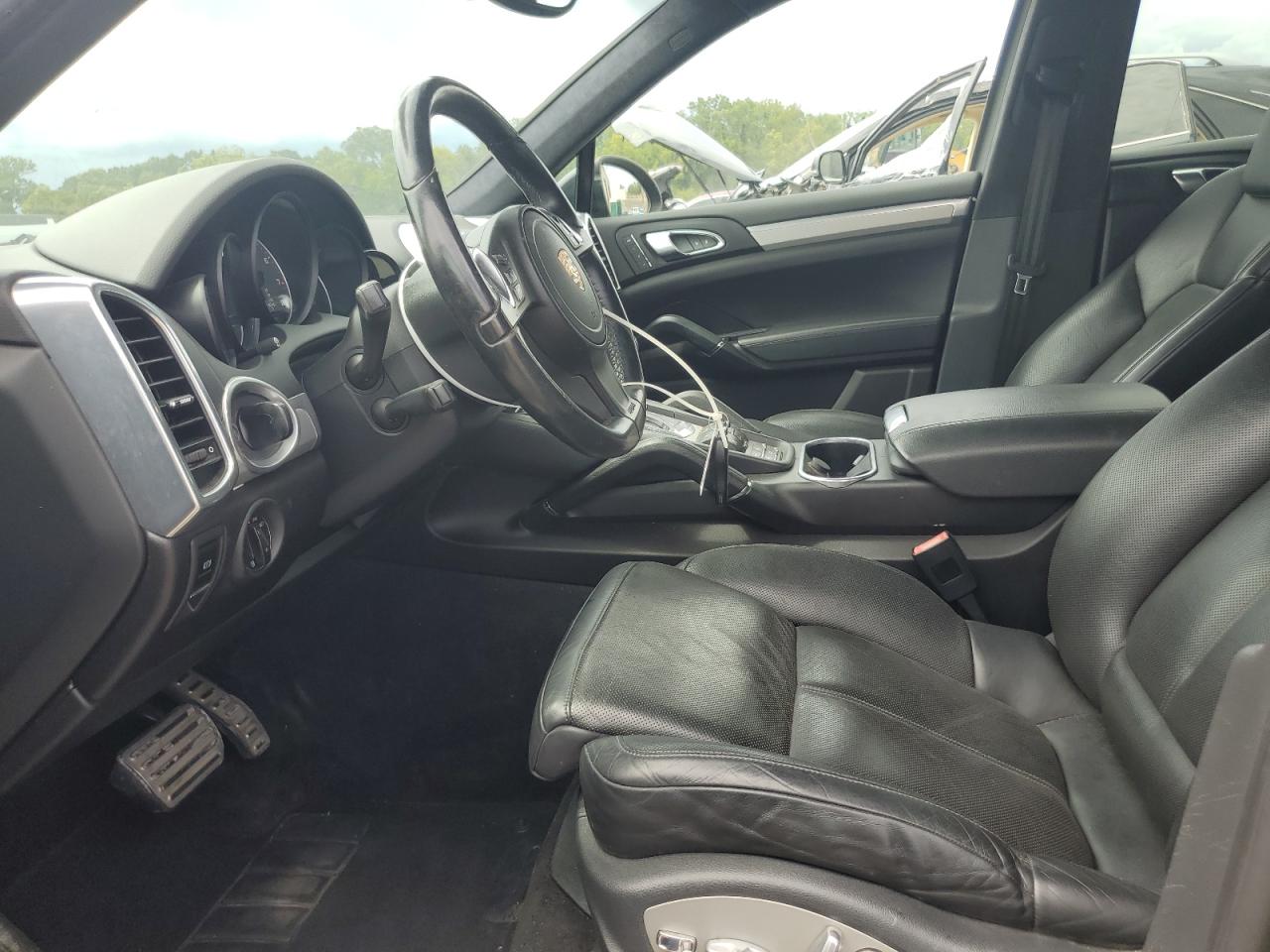 2013 Porsche Cayenne Gts VIN: WP1AD2A20DLA77703 Lot: 68683275