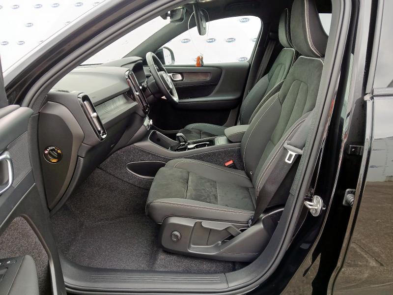 2024 VOLVO EX40 175KW SINGLE MOTOR PLUS 69KWH 5DR AUTO