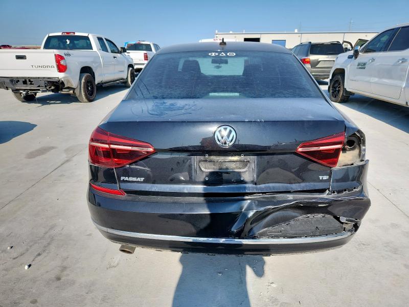  VOLKSWAGEN PASSAT 2018 Черный