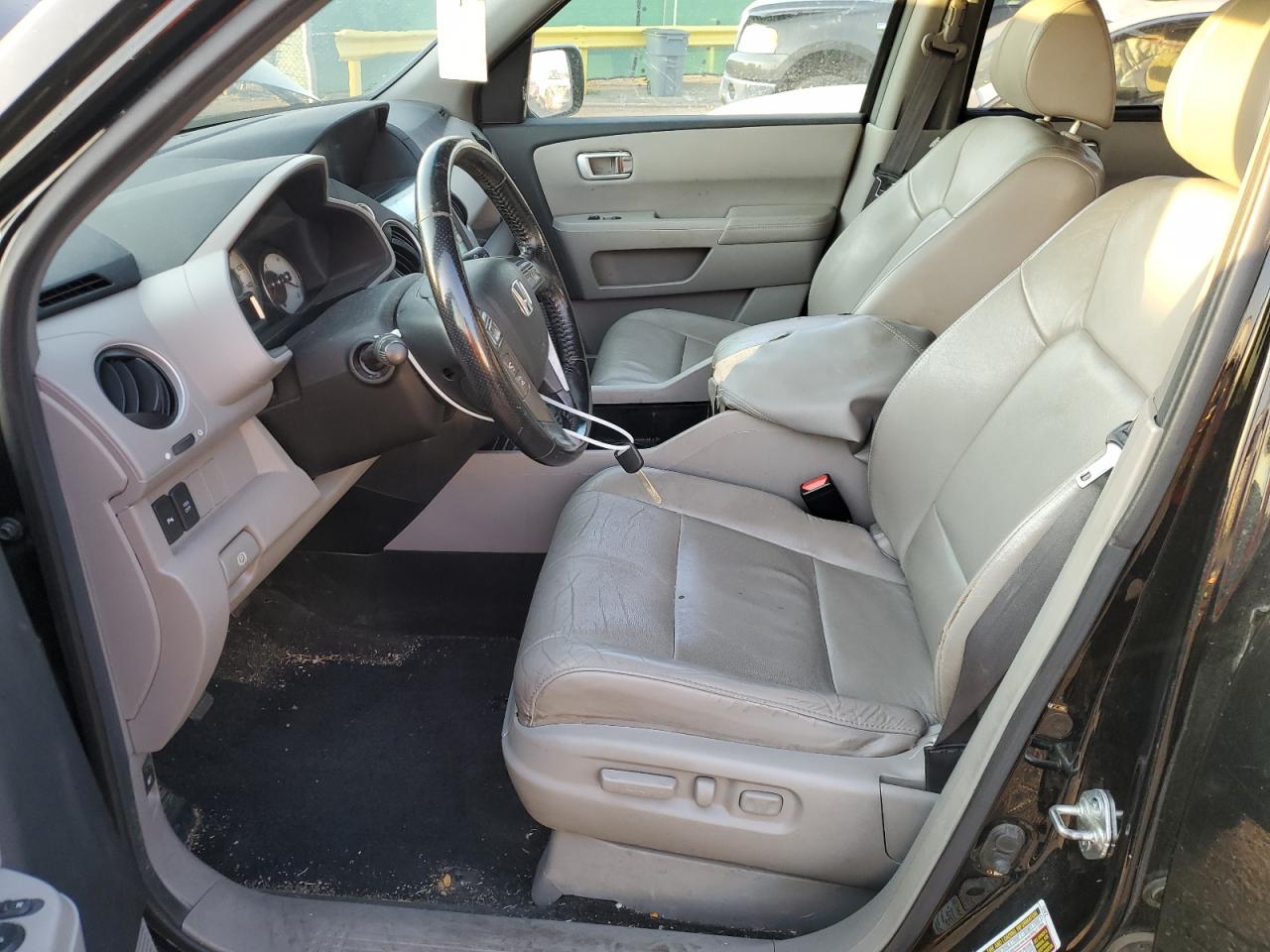 2010 Honda Pilot Touring VIN: 5FNYF4H87AB038749 Lot: 69882305