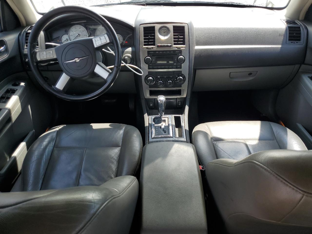 2005 Chrysler 300 Touring VIN: 2C3JA53G55H138907 Lot: 69405155