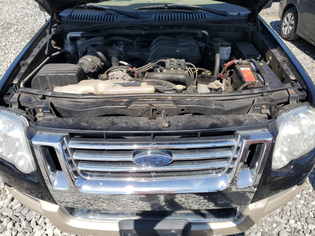 2007 Ford Explorer Eddie Bauer VIN: 1FMEU74E17UA91822 Lot: 70885935