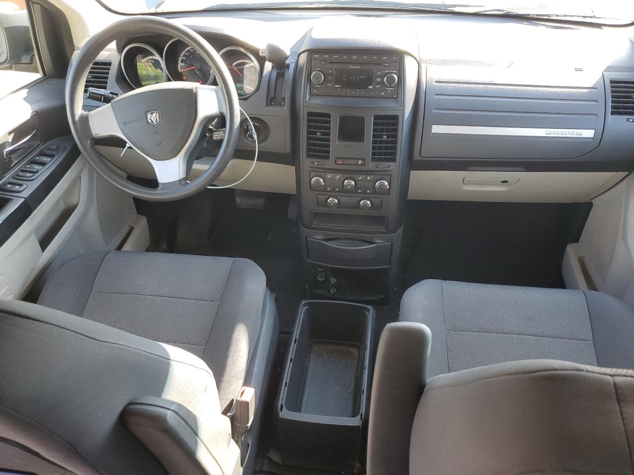 2008 Dodge Grand Caravan Se VIN: 2D8HN44H68R812966 Lot: 70641565