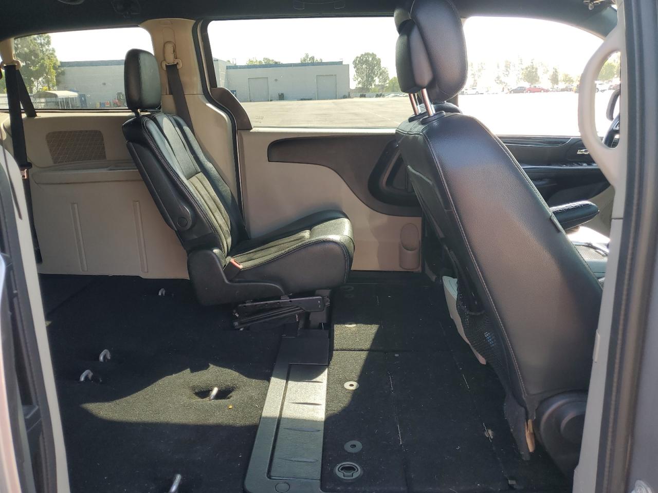 2017 Dodge Grand Caravan Sxt VIN: 2C4RDGCG1HR624467 Lot: 69706265