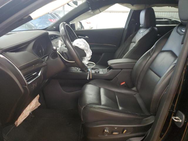  CADILLAC XT4 2023 Черный