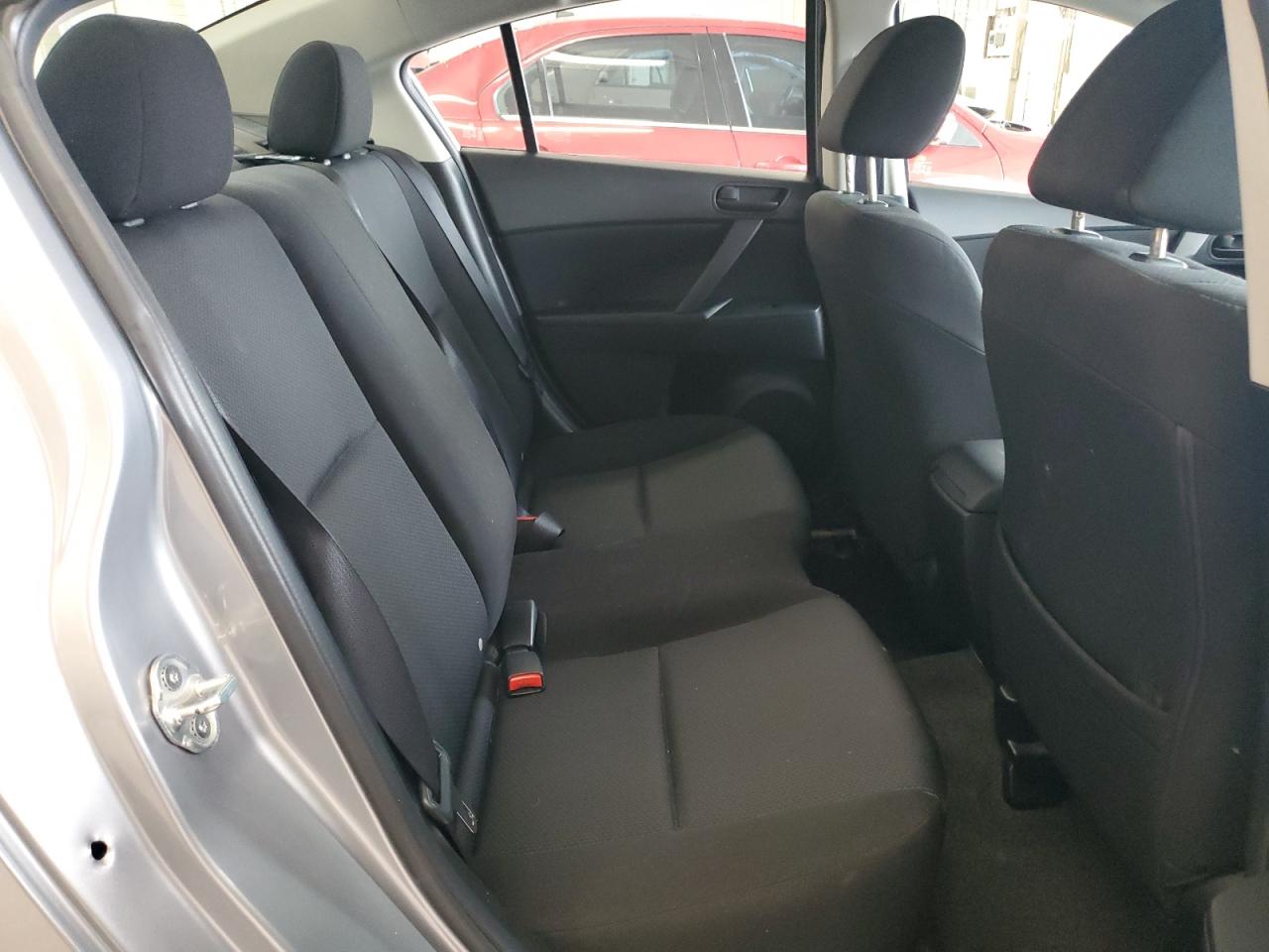 2011 Mazda 3 I VIN: JM1BL1UG6B1469250 Lot: 68819935