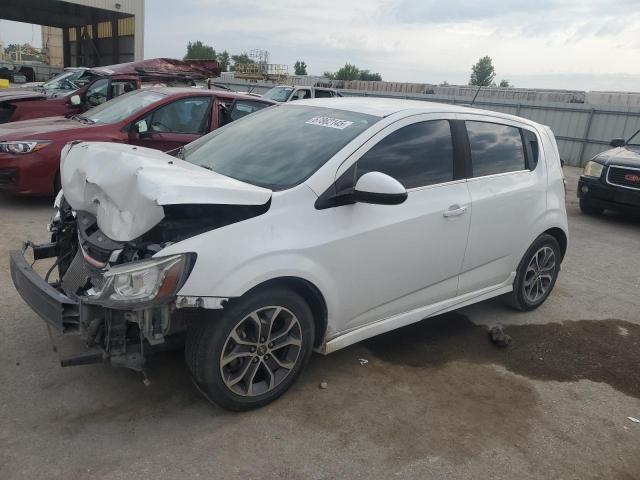 Хэтчбеки CHEVROLET SONIC 2017 Белы