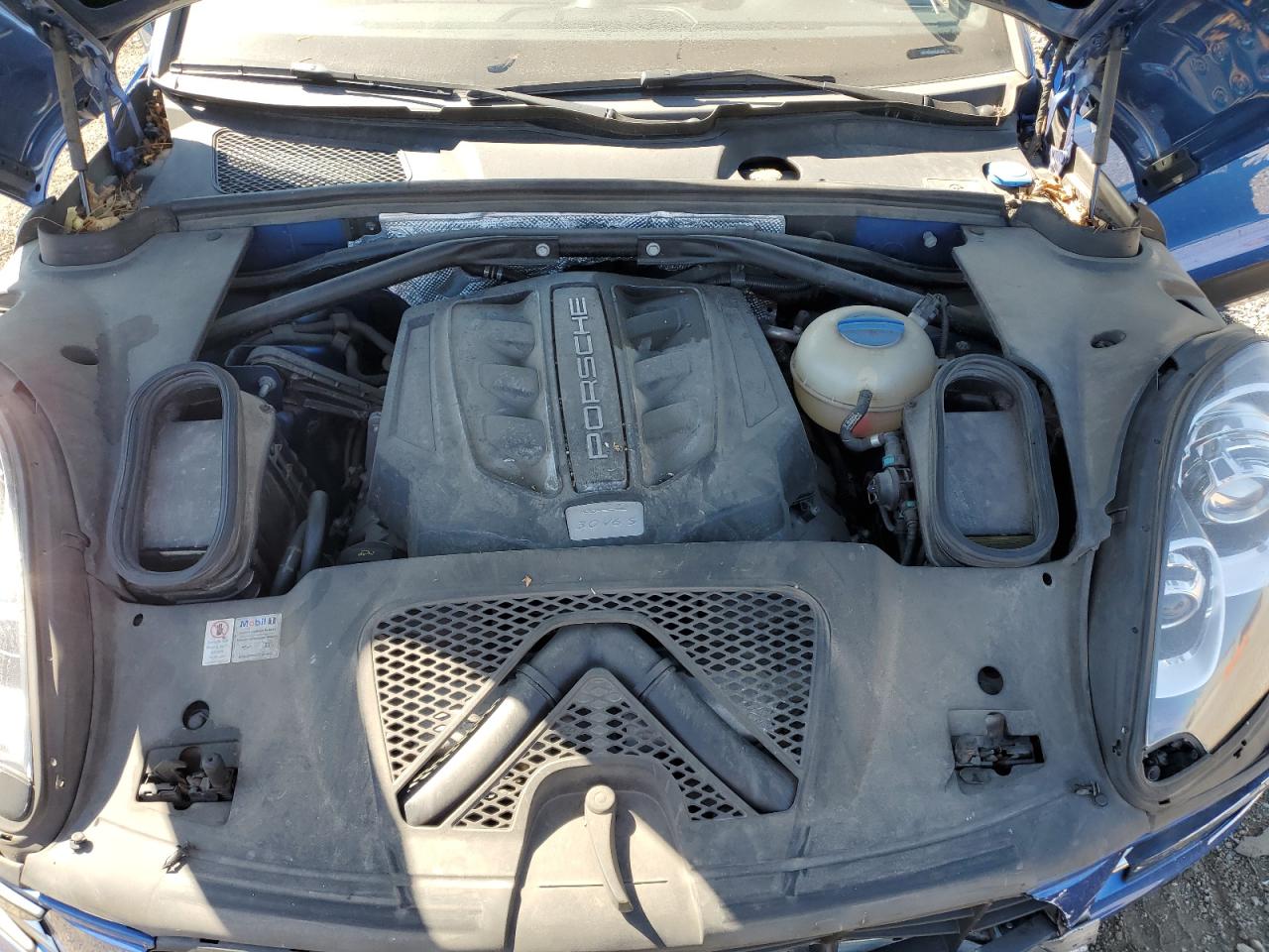 2016 Porsche Macan S VIN: WP1AB2A59GLB47283 Lot: 70621085