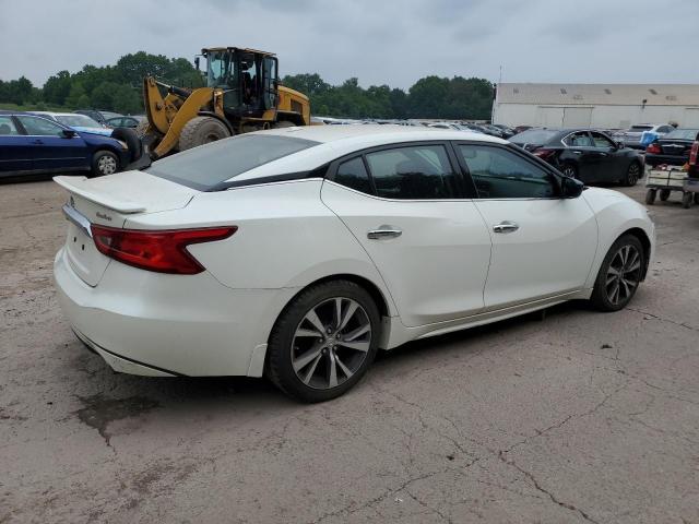 Sedans NISSAN MAXIMA 2017 Biały