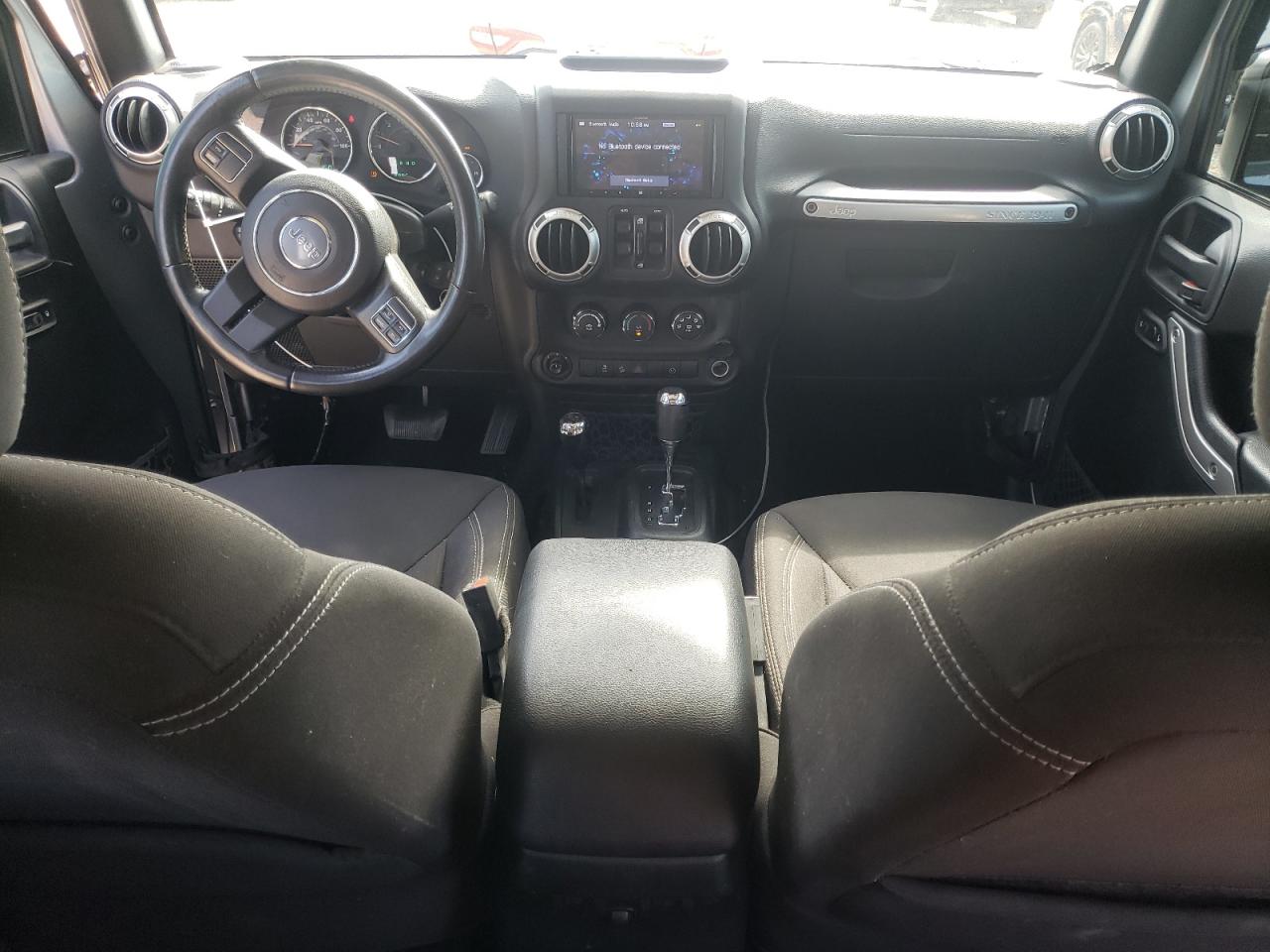 2018 Jeep Wrangler Unlimited Sahara VIN: 1C4BJWEG8JL924376 Lot: 70722115