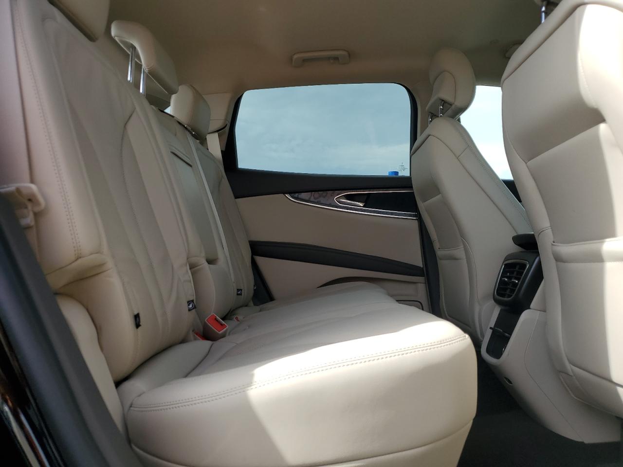 2019 Lincoln Nautilus Select VIN: 2LMPJ6K94KBL28226 Lot: 70440105