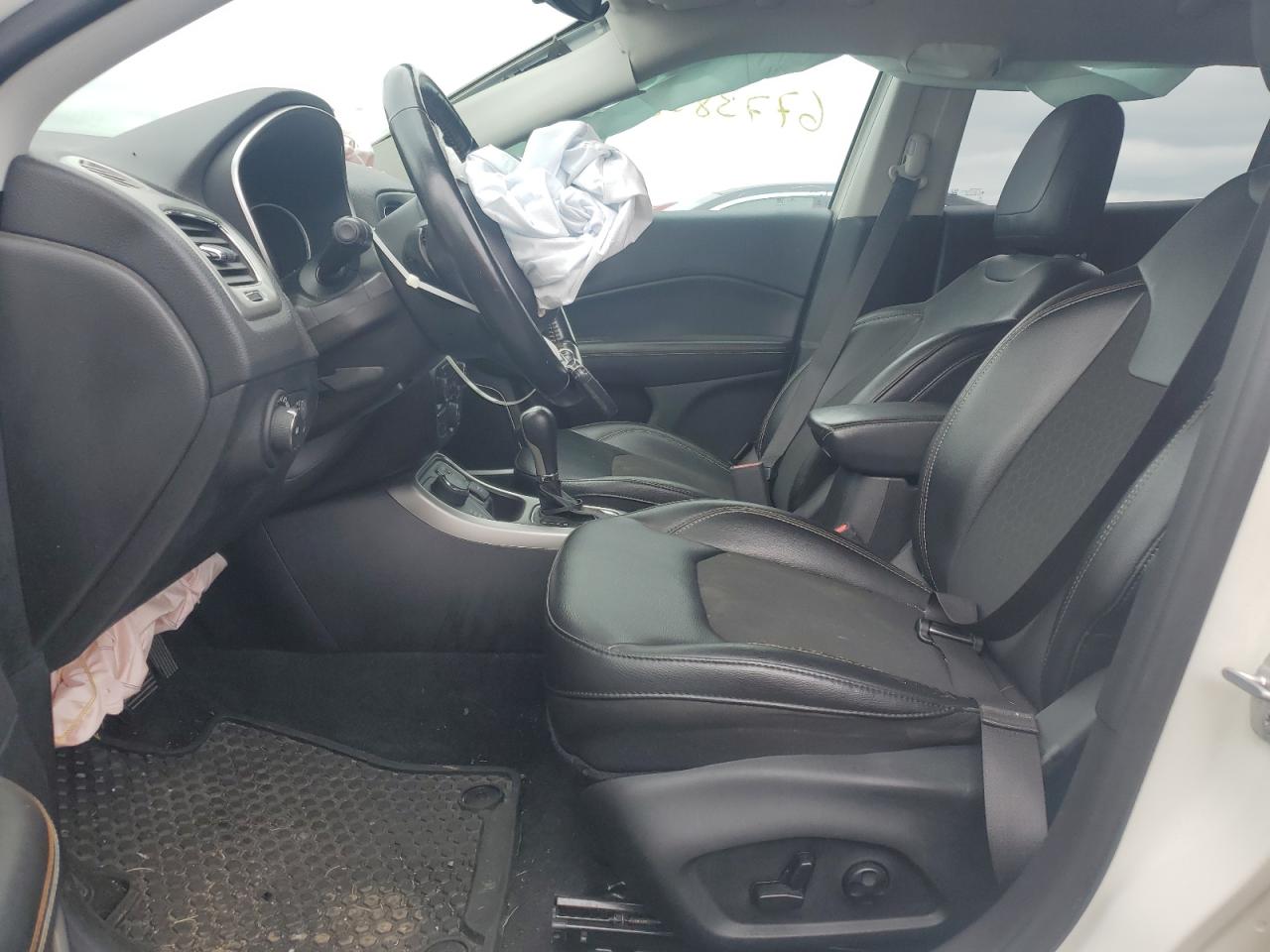 2020 Jeep Compass Latitude VIN: 3C4NJDBB5LT105021 Lot: 67738385