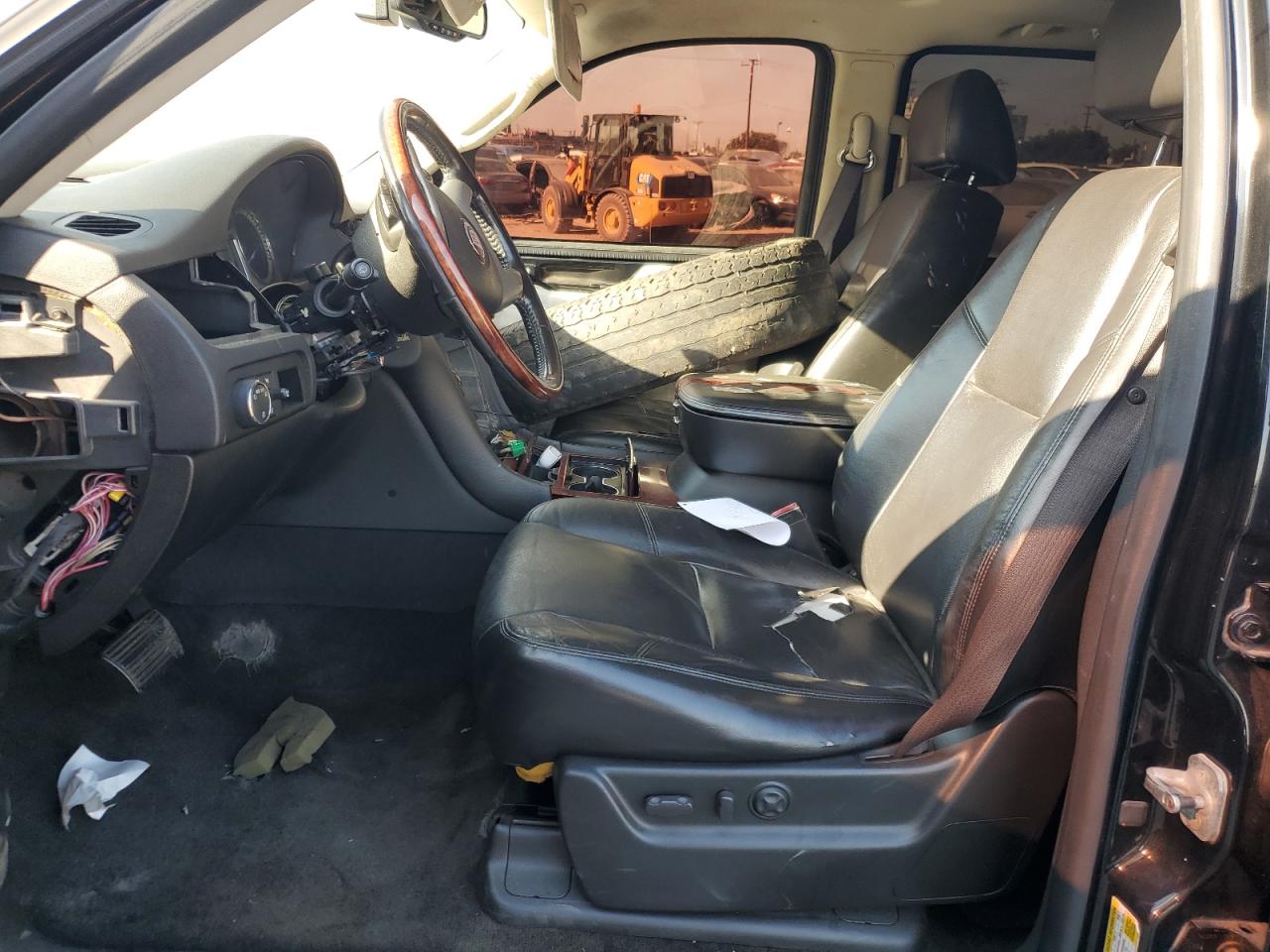 2007 Cadillac Escalade Luxury VIN: 1GYFK63847R205104 Lot: 70119965