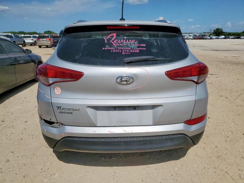  HYUNDAI TUCSON 2016 Серебристый