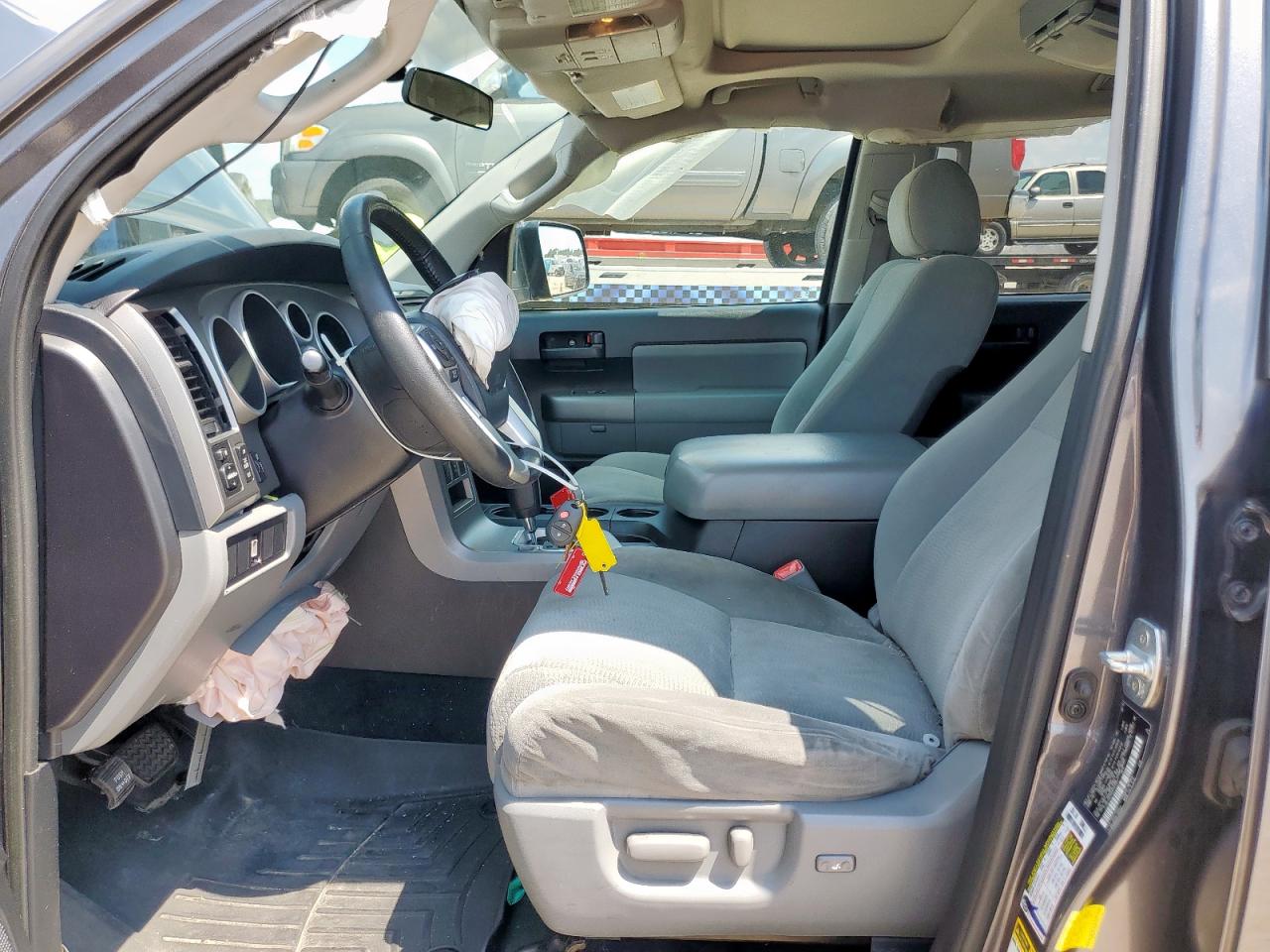 2016 Toyota Sequoia Sr5 VIN: 5TDBY5G13GS131377 Lot: 93023795