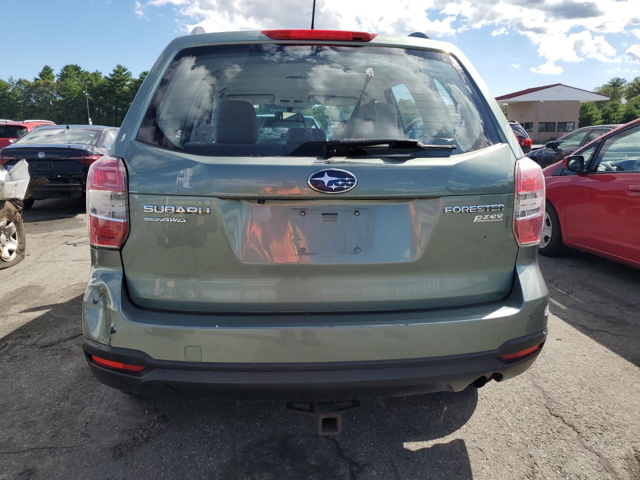 2015 Subaru Forester 2.5I VIN: JF2SJABC0FH833425 Lot: 70267405