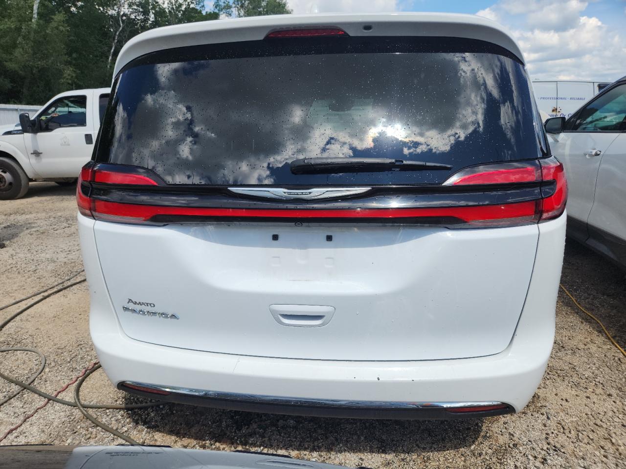 2022 Chrysler Pacifica Touring L VIN: 2C4RC1BG9NR193745 Lot: 70048855