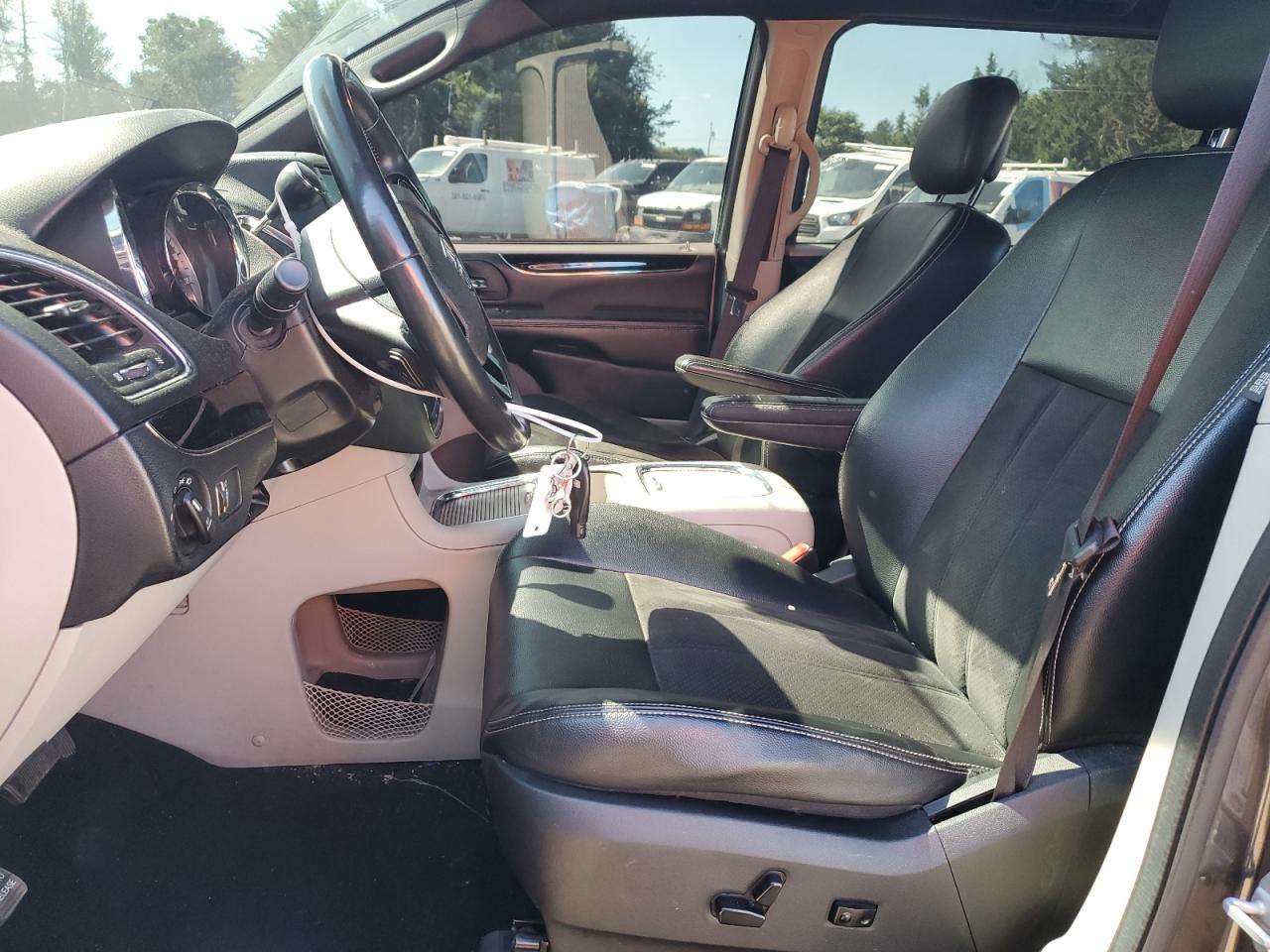 2019 Dodge Grand Caravan Sxt VIN: 2C4RDGCG1KR657816 Lot: 69939355