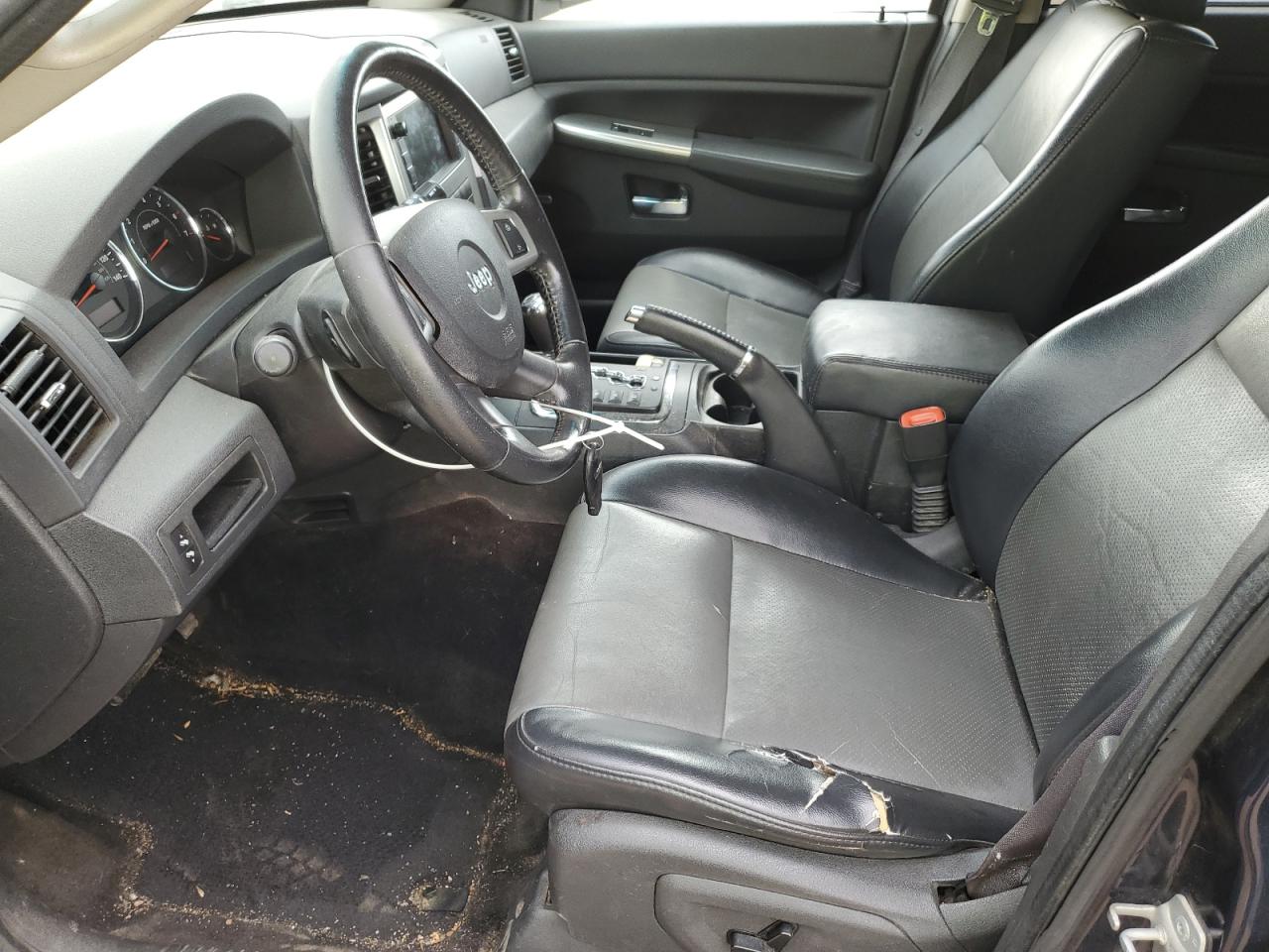 1J8HR48P49C516660 2009 Jeep Grand Cherokee Laredo