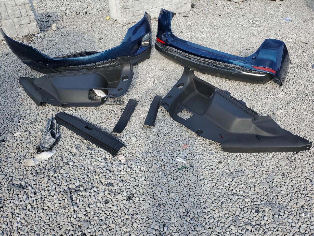 2020 Chevrolet Equinox Lt VIN: 2GNAXKEV5L6211701 Lot: 67369085