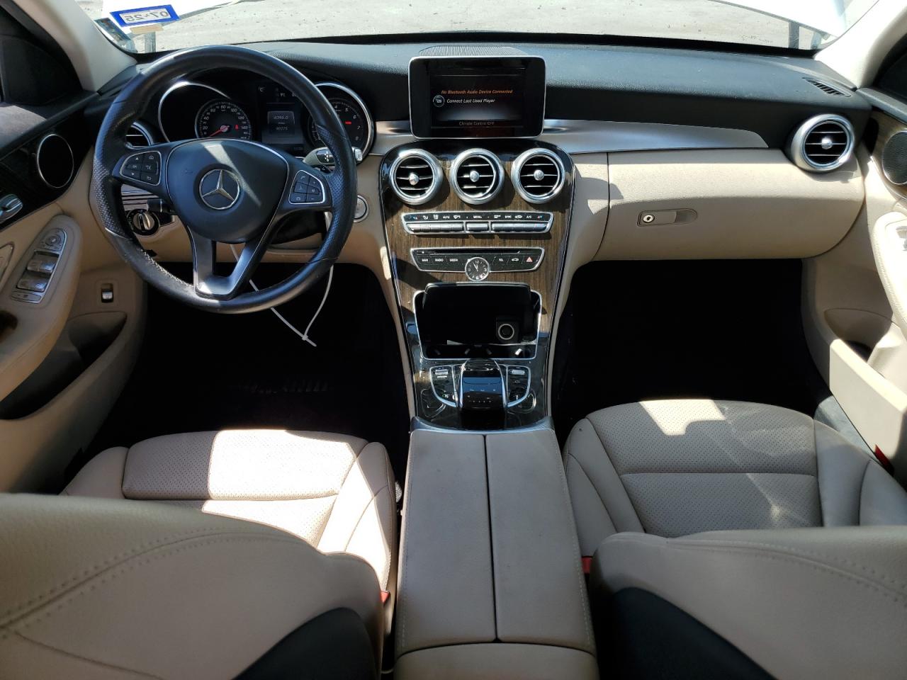 2016 Mercedes-Benz C 300 VIN: 55SWF4JB7GU130688 Lot: 70233295