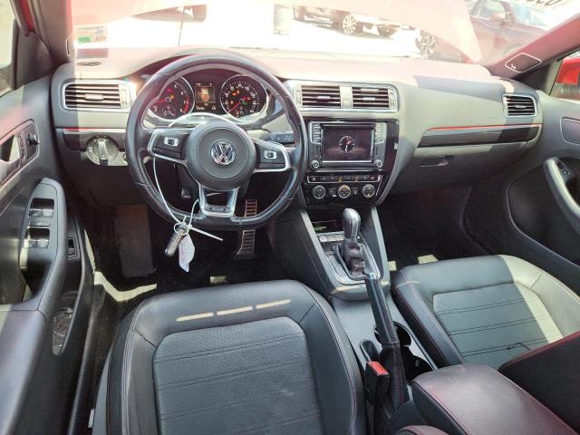 Седаны VOLKSWAGEN JETTA 2017 Красный