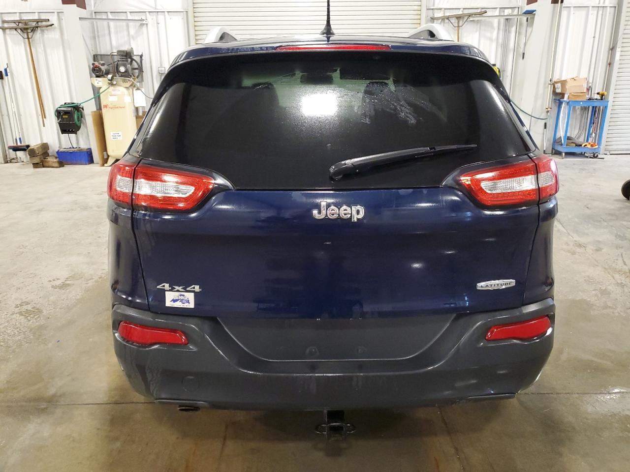 2014 Jeep Cherokee Latitude VIN: 1C4PJMCB9EW203182 Lot: 68298725
