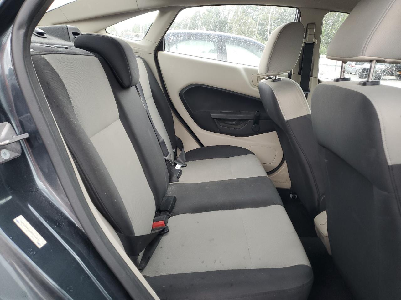 2011 Ford Fiesta S VIN: 3FADP4AJ2BM169616 Lot: 70897735