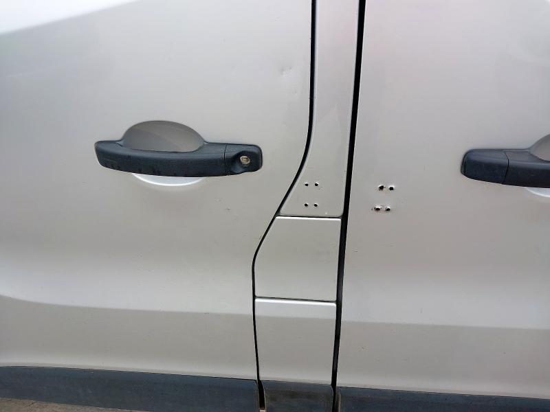 2015 RENAULT TRAFIC SL27DCI 115 SPORT VAN